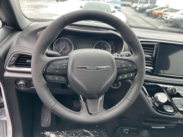 new 2026 Chrysler Pacifica car, priced at $44,397