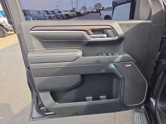 used 2022 GMC Sierra 1500 car, priced at $39,455