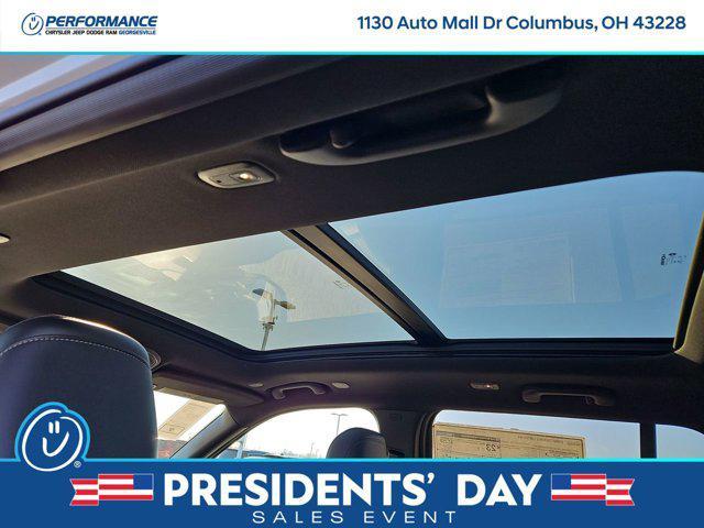 new 2026 Jeep Grand Cherokee car, priced at $44,960