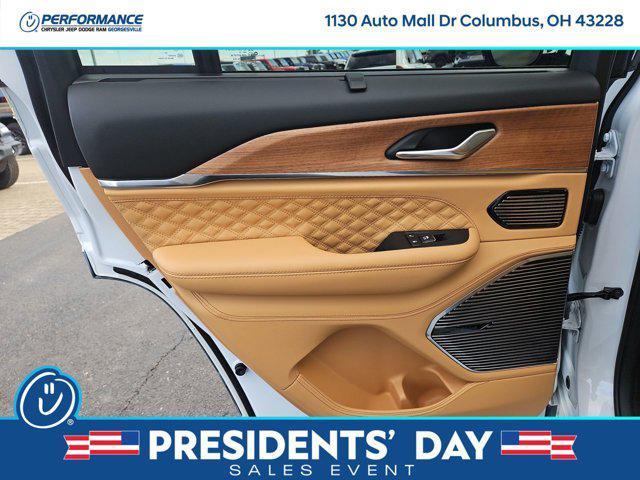 new 2026 Jeep Grand Cherokee car, priced at $64,215