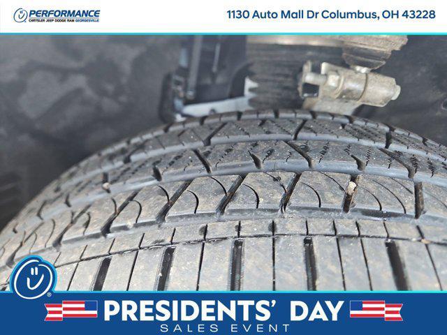 new 2026 Jeep Grand Cherokee car, priced at $64,215