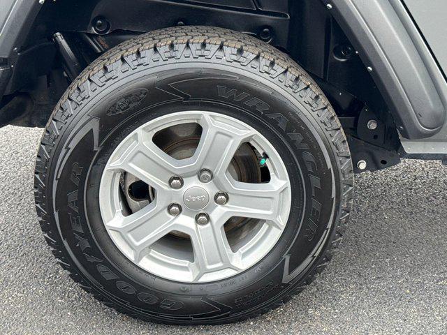 used 2022 Jeep Wrangler Unlimited car, priced at $27,947