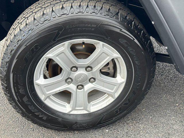 used 2022 Jeep Wrangler Unlimited car, priced at $27,947