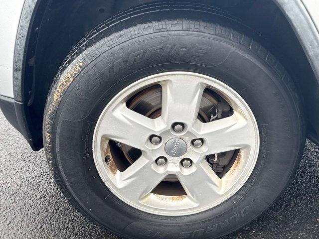 used 2012 Jeep Grand Cherokee car, priced at $4,995