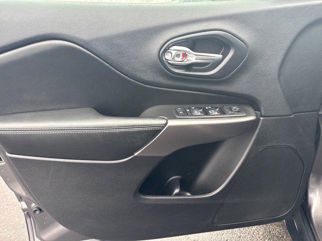 used 2019 Jeep Cherokee car, priced at $14,361