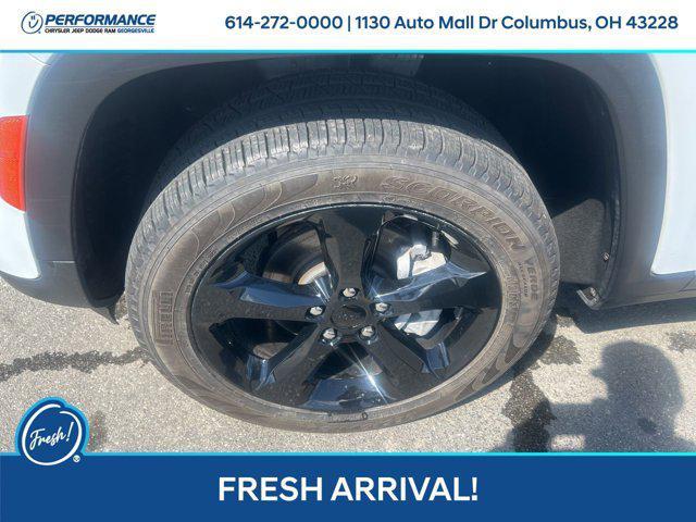 used 2024 Jeep Grand Cherokee car, priced at $35,922