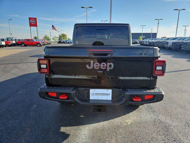 new 2025 Jeep Gladiator car, priced at $52,526