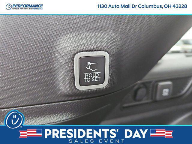 new 2026 Jeep Grand Cherokee car, priced at $43,500