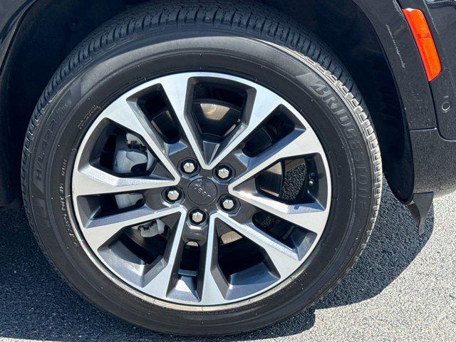 used 2024 Jeep Grand Cherokee L car, priced at $43,220