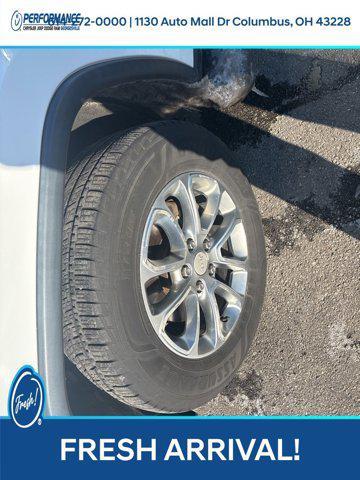 used 2016 Jeep Grand Cherokee car, priced at $14,519