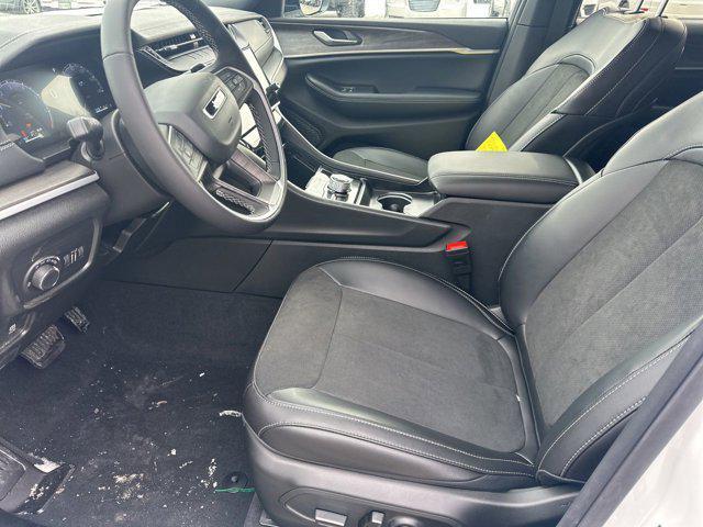 new 2026 Jeep Grand Cherokee car, priced at $42,405