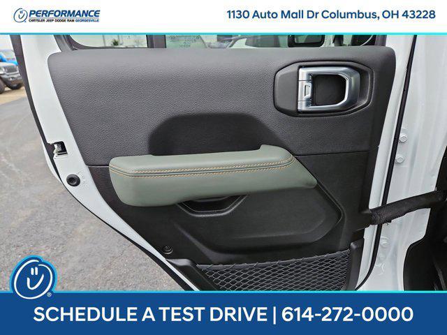 new 2026 Jeep Gladiator car, priced at $59,651