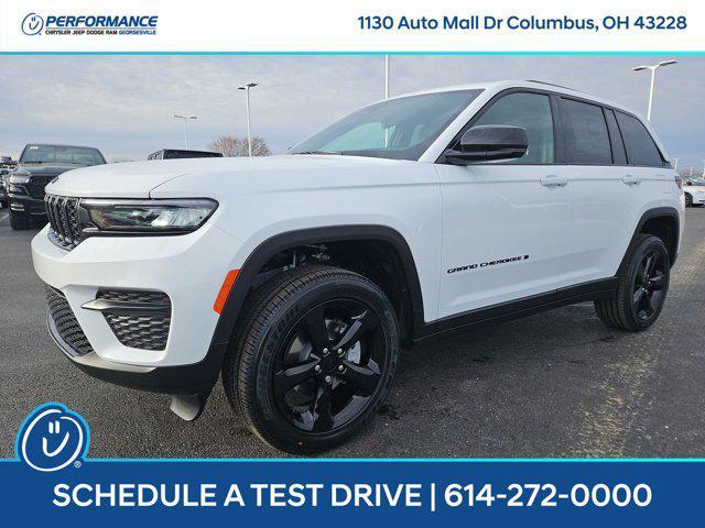 new 2025 Jeep Grand Cherokee car, priced at $40,490