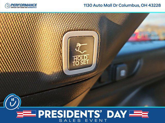 new 2026 Jeep Grand Cherokee car, priced at $43,000