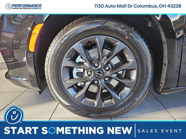 new 2025 Chrysler Pacifica car, priced at $39,998