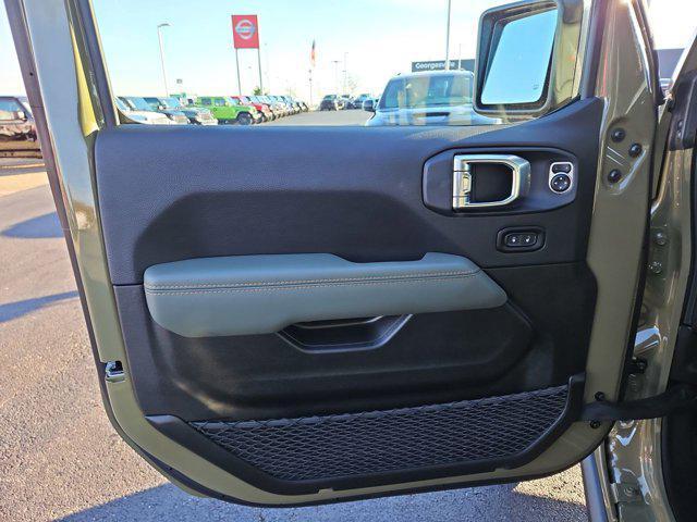 new 2026 Jeep Gladiator car, priced at $59,588