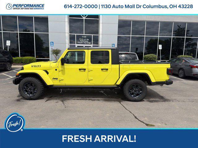 used 2023 Jeep Gladiator car, priced at $34,489