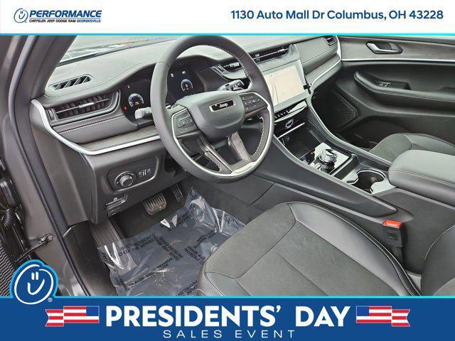 new 2026 Jeep Grand Cherokee car, priced at $43,000