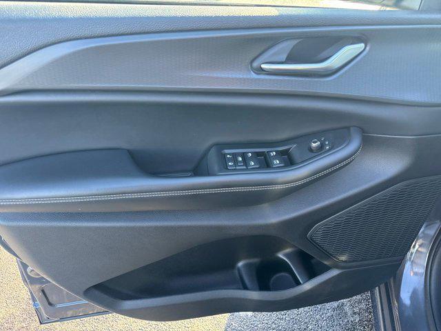 used 2023 Jeep Grand Cherokee car, priced at $25,340