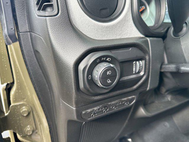 new 2026 Jeep Gladiator car, priced at $41,086