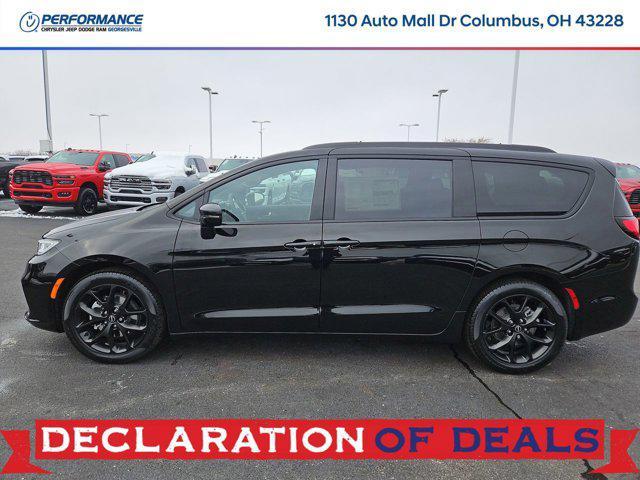 new 2026 Chrysler Pacifica car, priced at $45,981