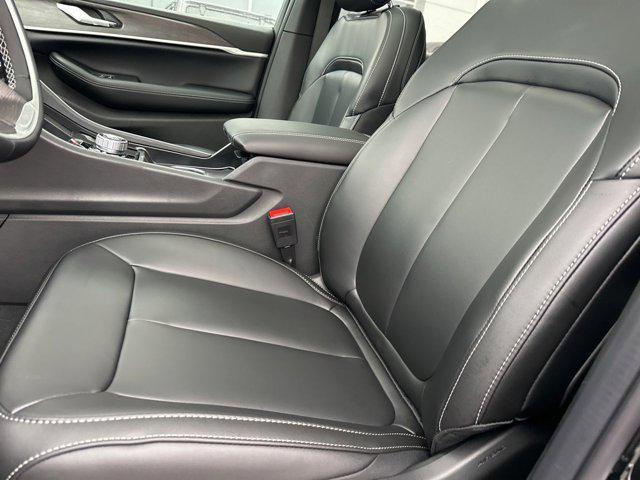 new 2026 Jeep Grand Cherokee L car, priced at $47,805