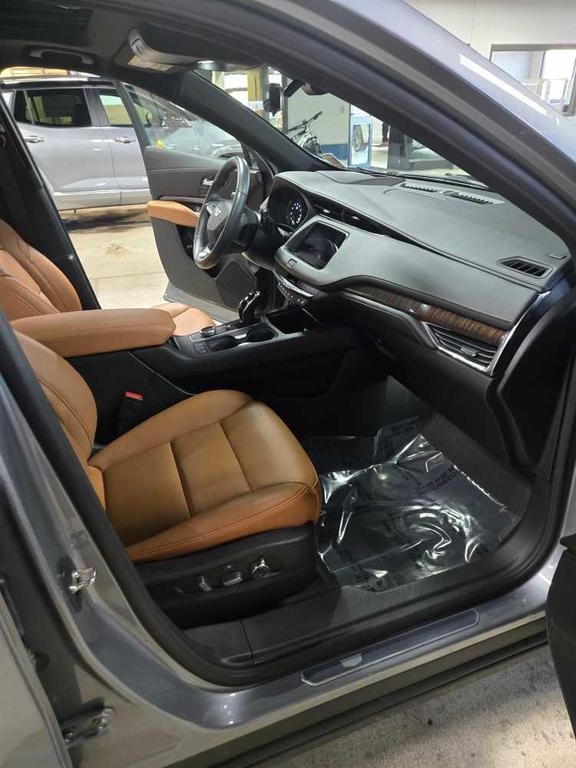 used 2023 Cadillac XT4 car, priced at $30,995