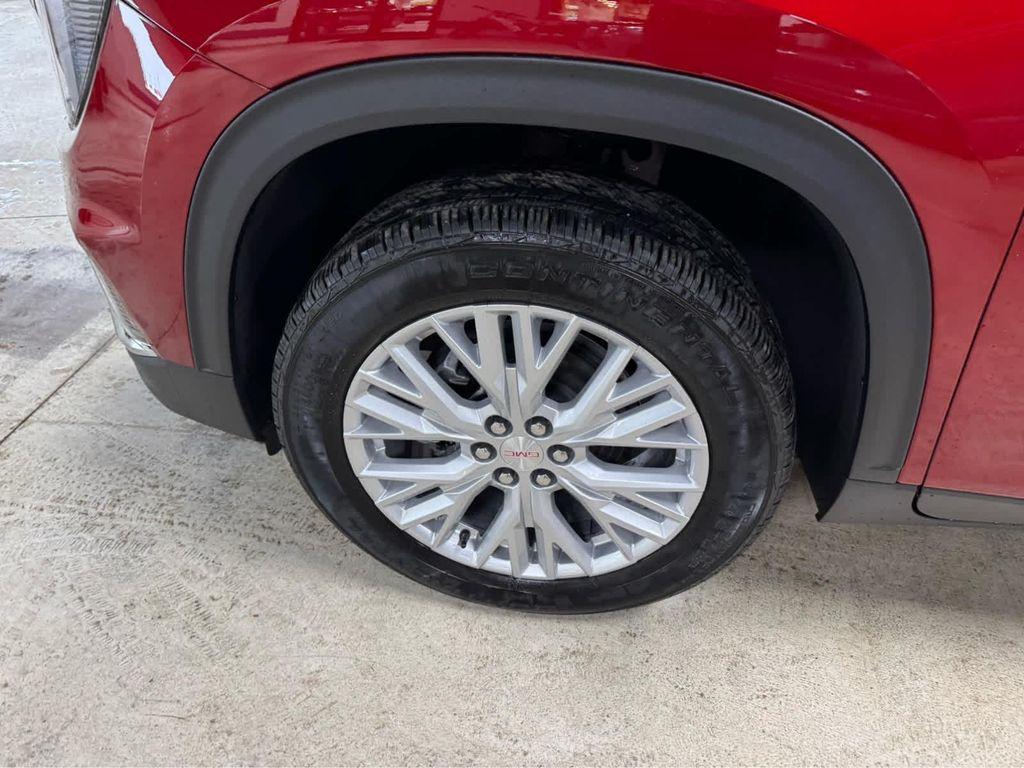 new 2026 GMC Acadia car, priced at $51,225