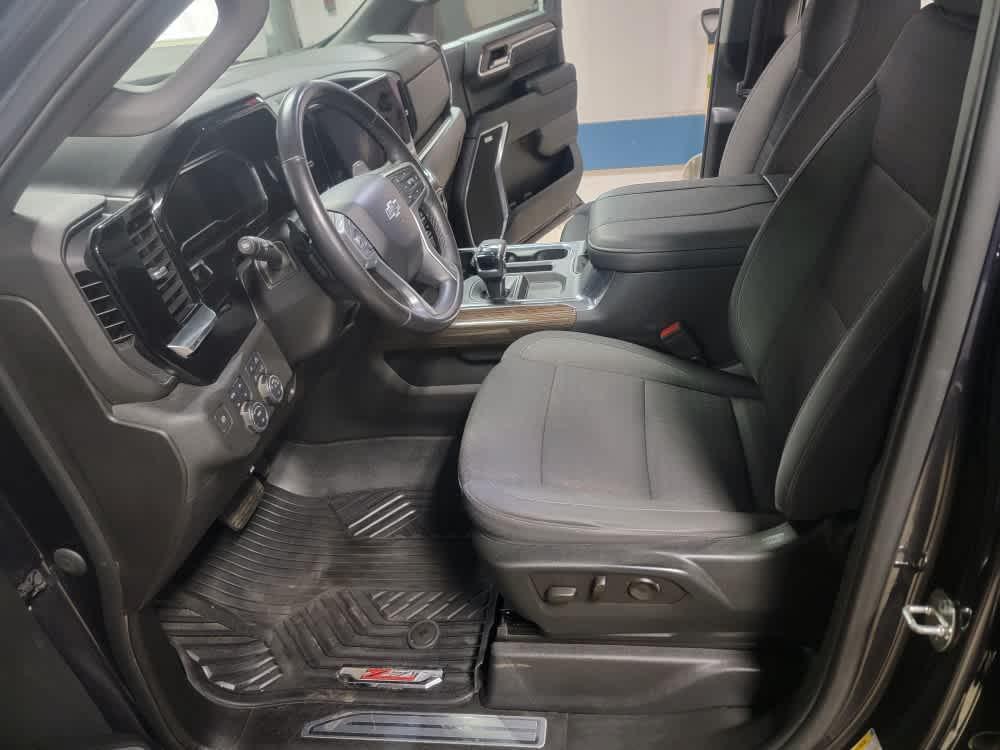 used 2023 Chevrolet Silverado 1500 car, priced at $42,995