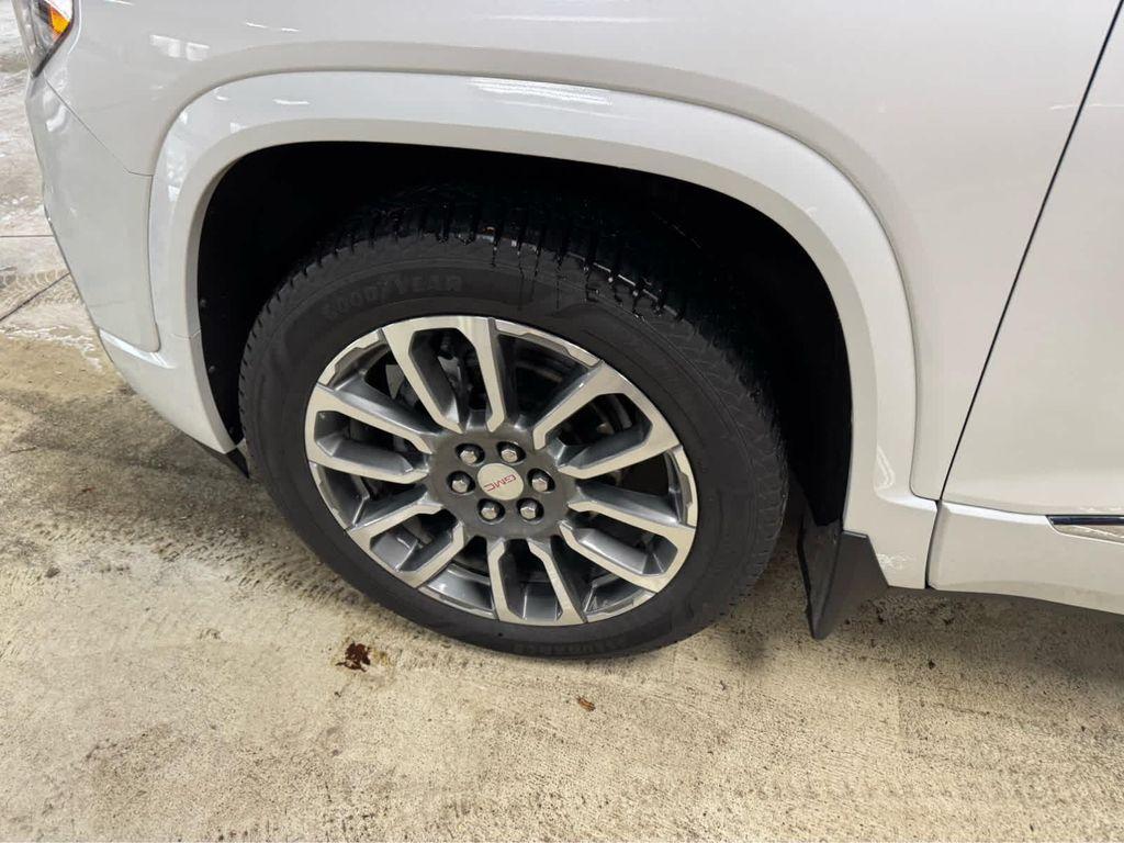 used 2022 GMC Acadia car, priced at $31,995