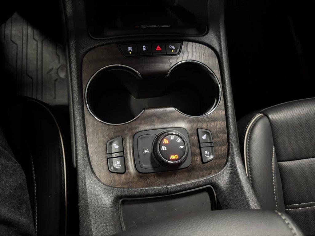 used 2022 GMC Acadia car, priced at $31,995