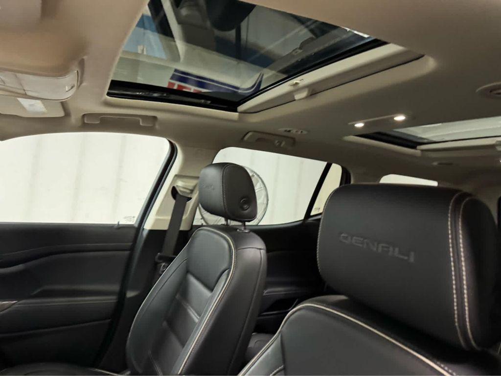 used 2022 GMC Acadia car, priced at $31,995