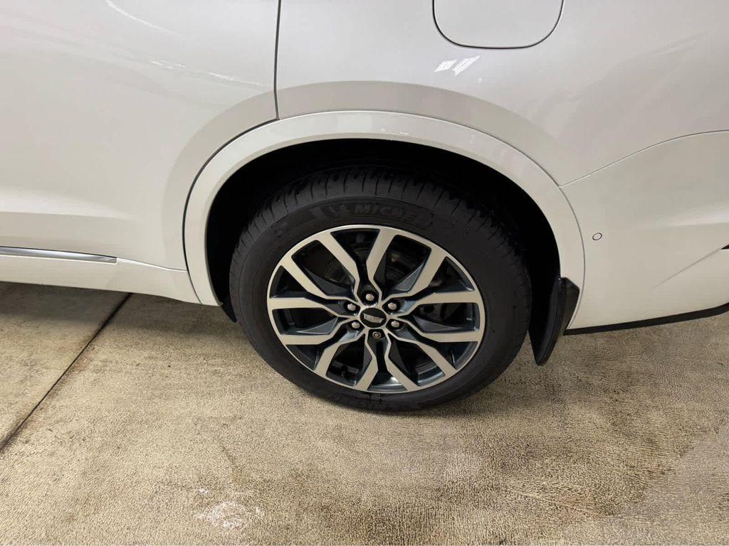 used 2021 Cadillac XT6 car, priced at $27,995