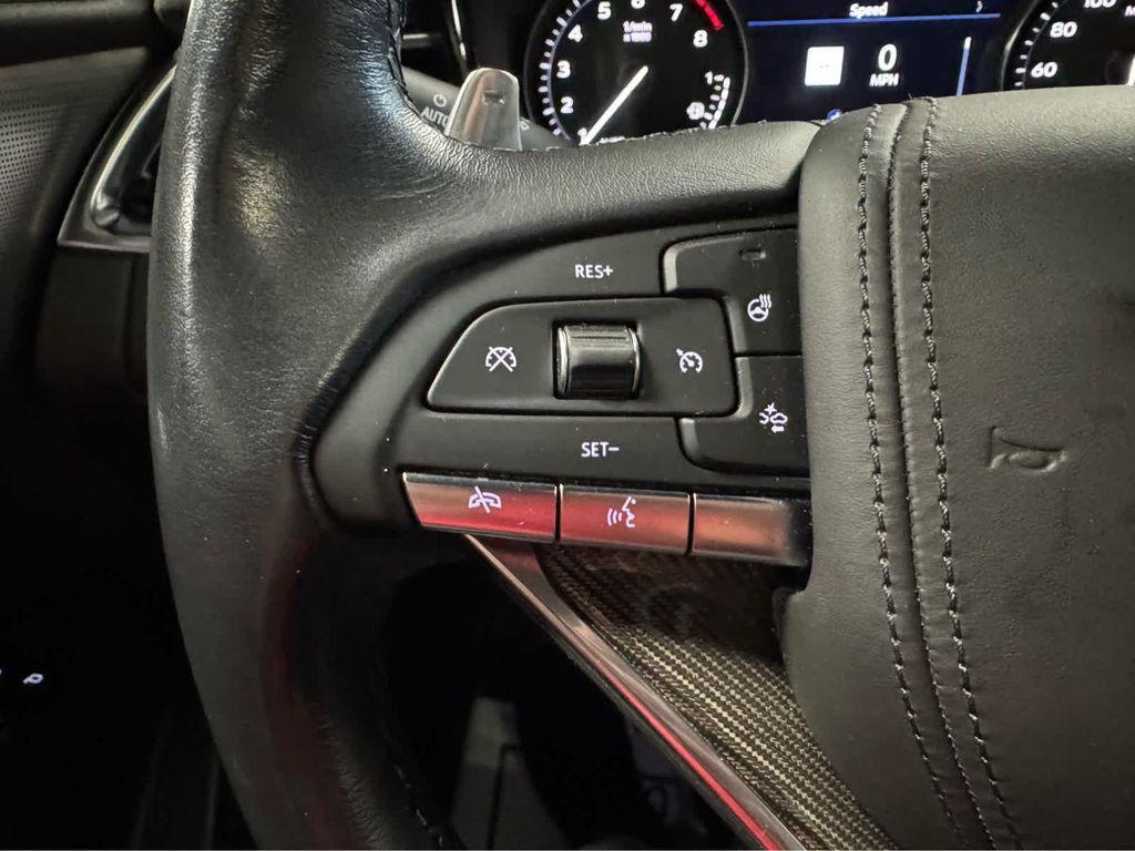 used 2021 Cadillac XT6 car, priced at $27,995