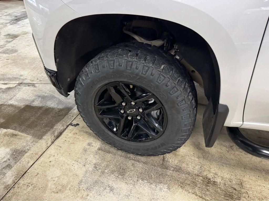 used 2021 Chevrolet Silverado 1500 car, priced at $42,995