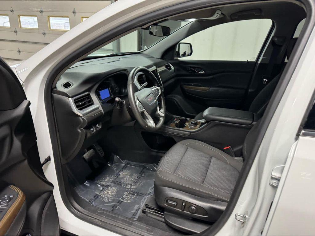 used 2023 GMC Acadia car, priced at $29,995