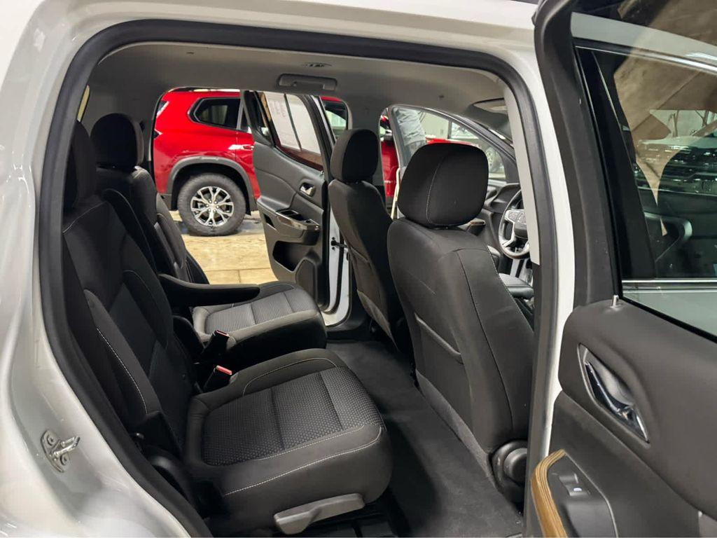 used 2023 GMC Acadia car, priced at $29,995