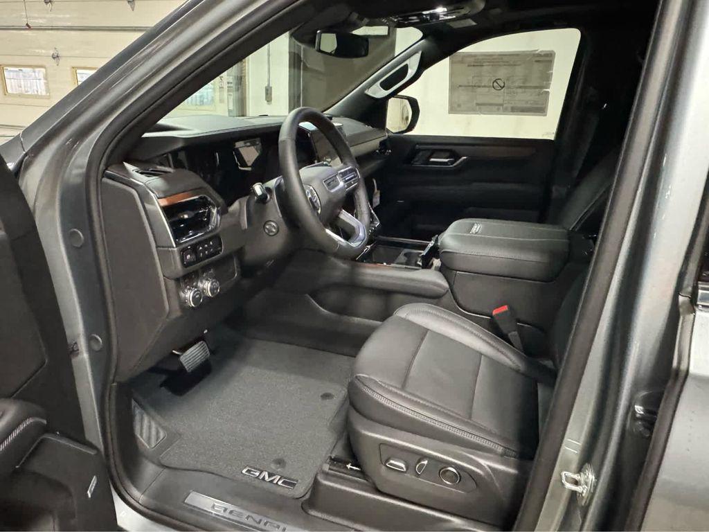 new 2026 GMC Yukon XL car, priced at $95,130