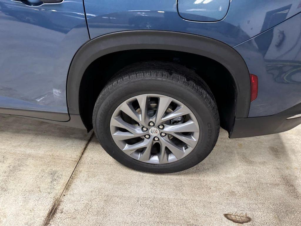 used 2025 Buick Enclave car, priced at $37,995