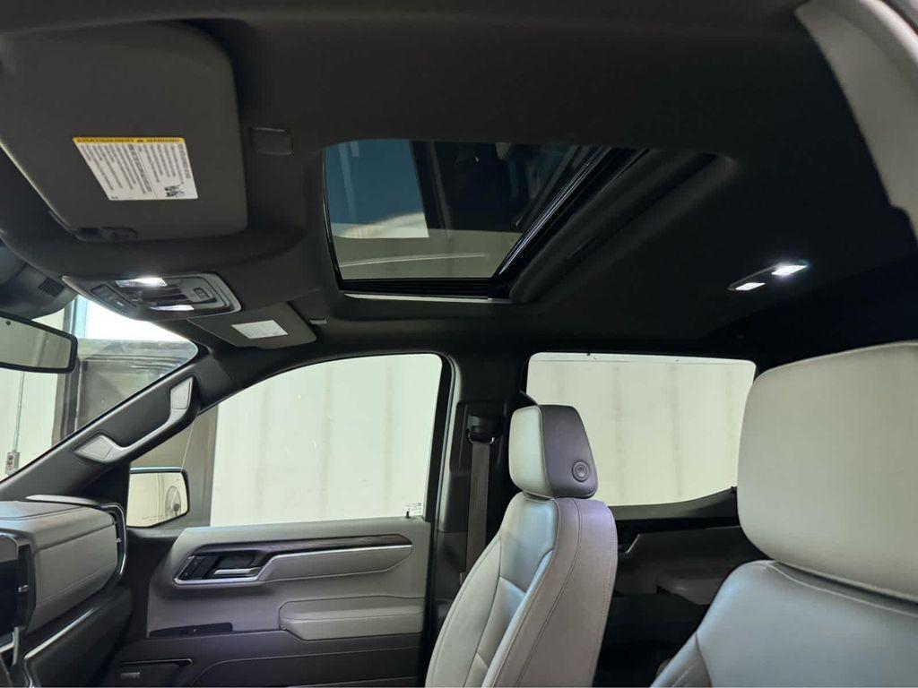 used 2024 GMC Sierra 1500 car, priced at $45,995