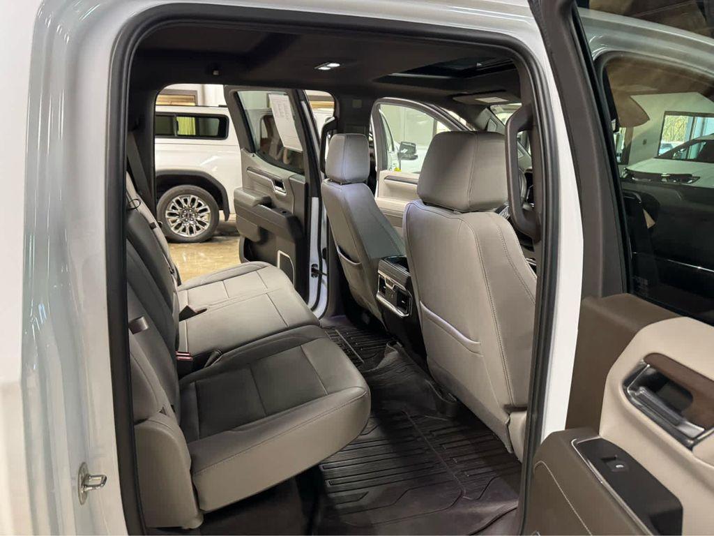 used 2024 GMC Sierra 1500 car, priced at $45,995