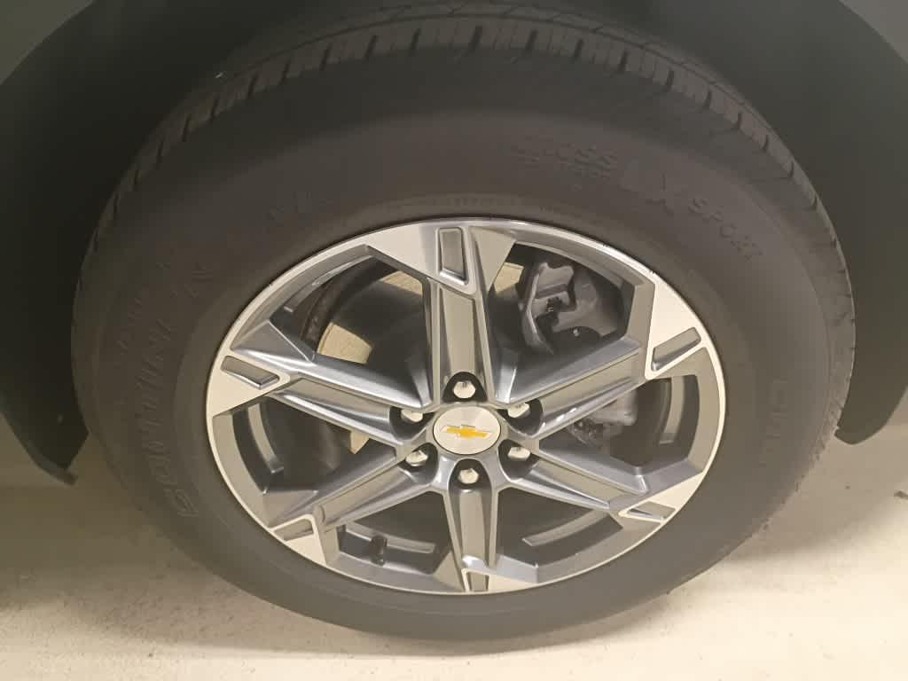 used 2025 Chevrolet Blazer car, priced at $33,995