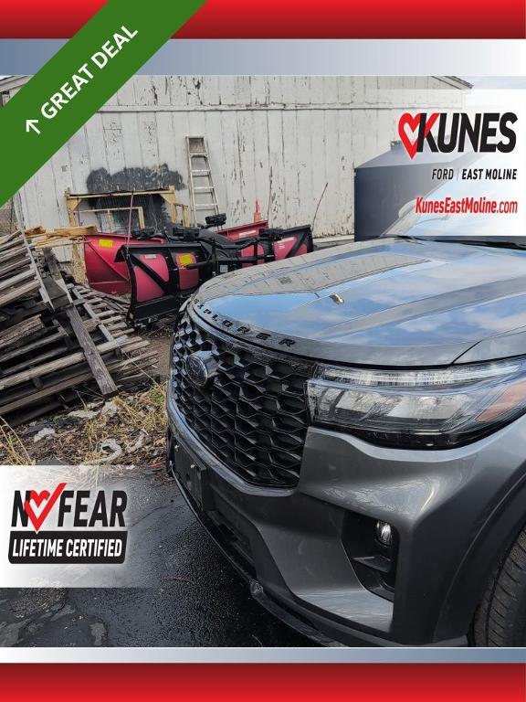 used 2025 Ford Explorer car, priced at $41,891