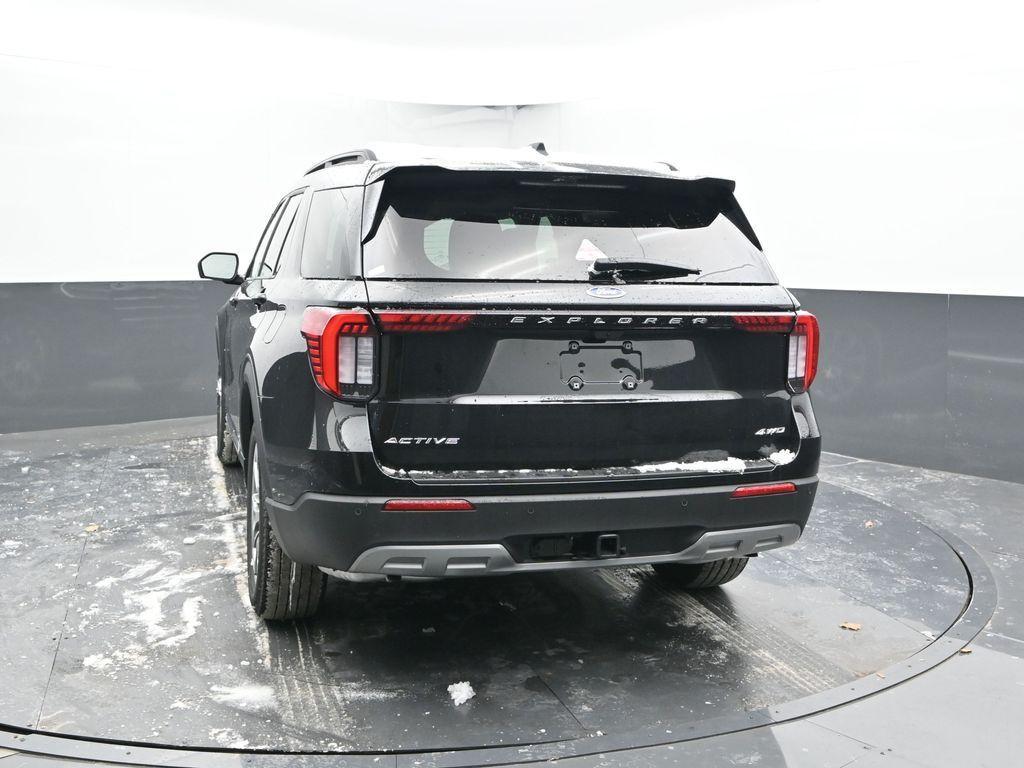 new 2025 Ford Explorer car, priced at $46,680