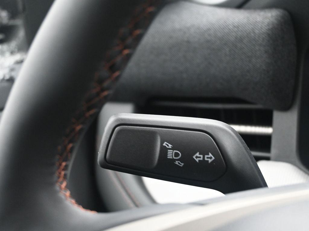 new 2025 Ford Explorer car, priced at $46,680