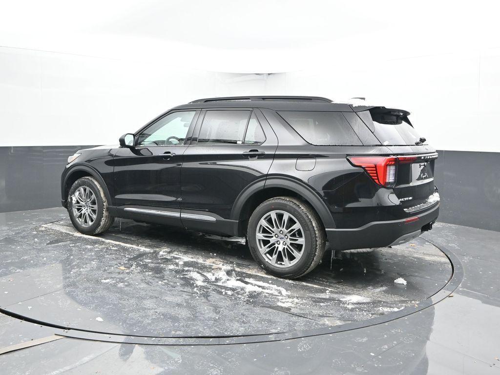 new 2025 Ford Explorer car, priced at $46,680
