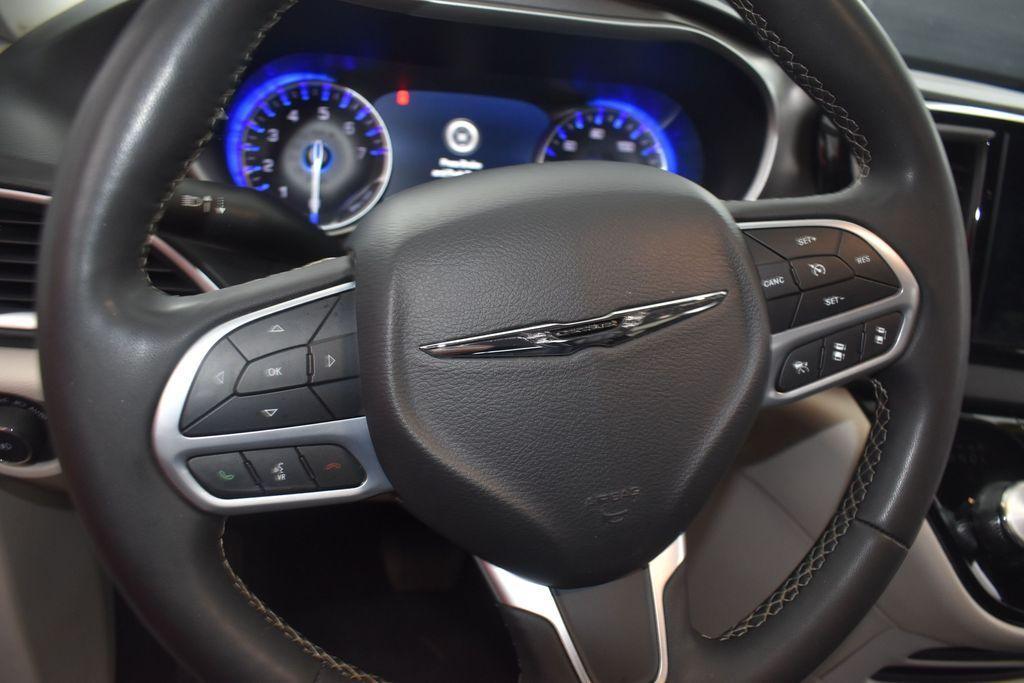 used 2024 Chrysler Pacifica car, priced at $26,785