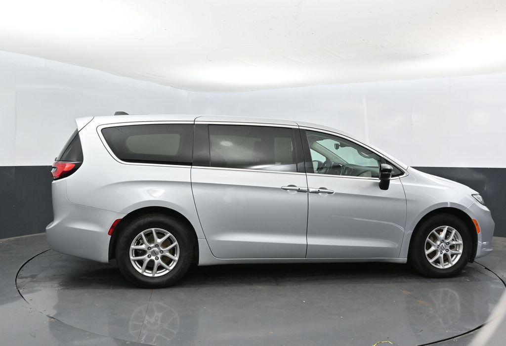 used 2024 Chrysler Pacifica car, priced at $26,785