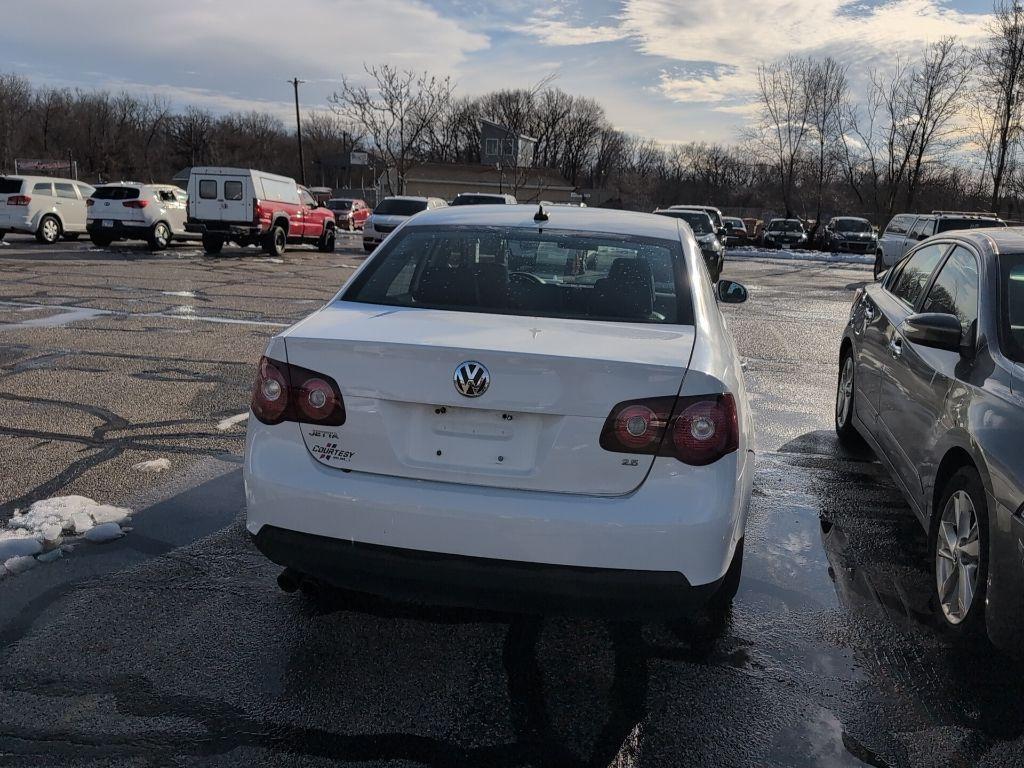used 2009 Volkswagen Jetta car, priced at $5,726