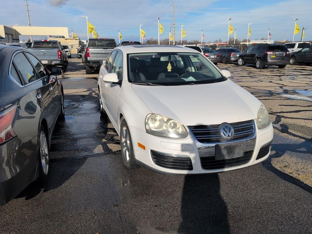 used 2009 Volkswagen Jetta car, priced at $5,726